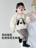 Trajes Casuais de Outono e Inverno para Meninos e Meninas, Bebês e Crianças Pequenas, Moletons e Calças Cartoon Fofos de Veludo Espessados, Conjuntos de Inverno de Duas Peças