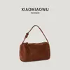Bolsa Cilíndrica Portátil Retrô de Nicho, Bolsa Transversal Versátil de Camurça de Alta Qualidade para o Dia a Dia, Bolsa de Ombro Feminina da Moda para Outono e Inverno