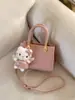 Bolso de Mano para Mujer 2025 Nuevo de Moda Otoño e Invierno Nicho Lujo Ligero Gama Alta Retro Bolso de Hombro Cruzado Pequeño Cuadrado