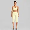 Conjunto de roupa fitness transfronteiriço, com um design traseiro estiloso, um top esportivo de gola halter e calças de yoga de secagem rápida, adequado para corrida ao ar livre, ciclismo e Pilates.