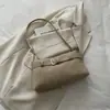 Bolso de hombro estilo baguette con estampado de leopardo retro, bolso de hombro para mujer con hebilla de cinturón personalizada, de nicho y moderno, adecuado para ir al trabajo, popular entre los influencers
