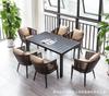 Mesas e Cadeiras de Rattan Personalizadas para Pátio Externo, Cadeiras para Loja de Chá com Leite em Vilas Externas com Combinação de Mesa de Café, Móveis Externos