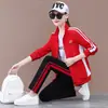 Conjunto de Roupa Esportiva Casual 100% Algodão para Mulheres 2026 Primavera e Outono Nova Moda Roupa Esportiva Elegante Peça Única Uniforme de Equipe
