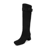 Botas largas ajustadas de gamuza para mujer, botas de caña alta, nuevo estilo otoño e invierno, punta cuadrada con hebilla de cinturón, tacón medio grueso, botas hasta la rodilla para mujer