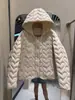 Nueva Chaqueta Ligera de Plumas 2025 para Mujer, Estilo Corto para Figuras Pequeñas, Moderna Este Año, 90% Plumón de Pato Blanco, Abrigo con Capucha en Forma de Corazón