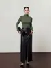 Atacado Transfronteiriço Roupas Femininas Item Quente 2026 Outono Versátil Camada Base Malha Leve e Transparente Camiseta de Gola Alta