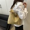 Bolsa de Ombro Tecida à Mão de Grande Capacidade, Bolsa de Braço Feminina de Alta Qualidade, Bolsa Tote Fashionável para Carregar na Mão ou no Ombro, Versátil