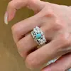 Anillo Geométrico de Múltiples Capas con Microincrustaciones de Circonita Estilo Palacio Retro Francés, Anillo Abierto Ancho de Turquesa Moderno y Único