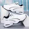 Zapatillas blancas, colección otoño/invierno 2026, zapatos deportivos casuales para hombre, estilo unisex, simples y versátiles, disponibles en tallas grandes, adecuados para senderismo y correr