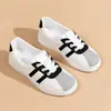Zapatillas de Entrenamiento Alemanas Estilo Chino Originales para Mujer Primavera 2025 Nuevas de Nicho Tenis Azul Lago Dedo Ancho Zapatos Deportivos Casuales para Estudiantes