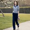 Outono de 2026 Nova Moda Feminina Marca Original Loja Oficial Elegante Conjunto de Duas Peças: Suéter de Malha com Gola Polo e Calça Reta
