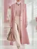 Abrigo de lana personalizado para mujer, estilo europeo y americano, otoño/invierno 2026, color liso, con cintas, prenda exterior de lana de longitud media