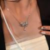 Exquisito collar de lazo para niñas en línea, popular diseño de cadena de suéter, nicho de cadena de clavícula femenina 2022 Nuevo