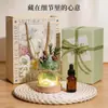 Kit de presente de aromaterapia sem fogo com óleos essenciais, apresentando uma pedra difusora, fragrância de cristal, uma luminária noturna romântica, e perfeito como presente de aniversário ou um presente atencioso para uma amiga.