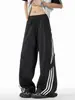 Pantalones Deportivos de Malla Perforada de Seda Helada de Secado Rápido para Hombre, Verano, Estilo Americano, Holgados, Rayados, Modernos, Rectos, Casuales, Largos