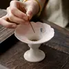 Quemador de Incienso Redondo Pequeño de Cerámica Hecho a Mano Miyan para Uso Doméstico, Diseño de Peonía Pintado a Mano Pura, Base Exquisita para Quemador de Incienso, Accesorio para Incienso