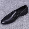 Zapatos de Hombre Estilo Nuevo Color Sólido Casual Zapatos de Cuero para Hombre Modernos Suela Blanda Zapatos de Negocios Británicos Ligeros Zapatos Elegantes Negros para Hombre