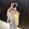 Pingente de chaveiro de corrente de pérolas com espiga de milho, chaveiro fofo de milho para casais, chaveiro para carro e bolsa
