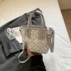 Verano 2025 Nuevo Estilo Chino Bordado Nuevo Estilo Chino Bolsa Pequeña Moda Trendy Simple Mano Cubo Bolso Bandolera