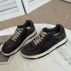 Zapatos casuales para mujer de cuero genuino vintage desgastado con puntera dividida y puntera cerrada, nuevo modelo otoño e invierno 2026, zapatos casuales cómodos de suela blanda
