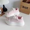 Sapatos de Pão Estilo Coreano Leves Aumentadores de Altura Painel de Couro Sapatos Moda Casual Novos Sapatos Primavera e Outono 2025 Lz6077