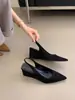 Zapatos de tacón alto con punta y estampado de leopardo francés para mujer 2026 Nuevos Sandalias de ante elegantes de gama alta con tacón de cuña para mujer