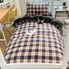 Conjunto de Roupa de Cama de Quatro Peças Nova Temporada Capa de Edredom Lençol de Cama Roupa de Cama Capa de Colchão Colcha Conjunto de Roupa de Cama de Três Peças para Dormitório Estudantil