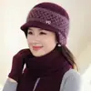 Gorro de punto forrado de forro polar a prueba de viento y resistente al frío para otoño e invierno, diseñado para proteger las orejas, para madres de mediana edad y mayores