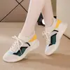 Zapatos Casuales Slip-On Blancos con Diseño de Grulla de Primavera para Mujer, Mocasines Elásticos Slip-On, Zapatos Deportivos Duraderos de Tejido Fly-Knit Transpirable para Conducir
