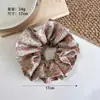 Scrunchie Floral Doce Estilo Coreano para Mulheres, Elástico de Cabelo Chic Preguiçoso, Acessório de Cabelo na Cor Café, Versátil para Penteados de Coque do Dia a Dia