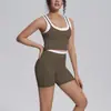 Conjunto de yoga a rayas de colorblock estilo europeo y americano, top sin mangas acanalado deportivo, shorts con espalda bonita, ropa de fitness, conjunto para correr y entrenar para mujer