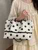 Bolsa de lona con lunares estilo coreano para mujer, nuevo modelo de verano 2026, bolso de mano de gran capacidad, bolso de hombro casual para el día a día