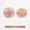 Botones con forma de flor, calados, cosidos a mano con pedrería, en un pequeño diseño estilo Chanel, adecuados para abrigos, chaquetas, suéteres y prendas de punto.; botones metálicos