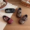 Zapatos Individuales Retro de Estilo Coreano para Niñas con Parche de Velcro y Punta Redonda, Novedad Primavera/Otoño 2026, Zapatos Mary Janes de Suela Suave para Niños Pequeños, Zapatos de Piel