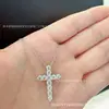 Colar Cruz Graff Versão Alta Dourada Ouro Totalmente Cravejado com Diamantes Corrente Clavícula Grossa Banhado a Ouro 18k Versátil Luxo Leve Sensação de Alto Padrão