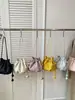 Bolso Cubo Minimalista de Cuero Suave con Cierre de Cordón para Mujer 2026 Nuevo Versátil con Patrón Granulado Bolso de Hombro Cruzado Bolso de la Suerte Bolso de Mujer
