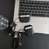 Capa para AirPods Pro Preta Fosca Resistente à Prova de Choque Capa Protetora de Silicone com Cordão Trançado Chaveiro