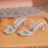 Sandalias de Tacón Alto 888-2 para Mujer Verano 2025 Tacón de Aguja Tacón Bajo Correas Delgadas de Cristal Chanclas Coreanas con Pedrería para Usar en Exteriores 6cm