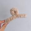 Acessórios de Cabelo Peludos Coreanos de Outono e Inverno, Presilhas de Garra de Cabelo, Grampos de Cabelo para Meninas, Presilhas Grandes Tipo Tubarão para a Parte de Trás da Cabeça, em Formato de Coração de Pelúcia