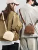Bolso de Hombro Versátil para Viajes Diarios, Bolso de Axila, Bolso Cruzado de Diseño de Nicho Simple y Moderno para Hombres y Mujeres, Nuevo para Primavera/Verano 2026