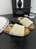 Sandálias rasteirinhas estilosas e da moda com uma única tira, femininas, nova moda de verão coreana 2026, sapatos casuais versáteis, sapatos fofos
