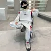 Roupa Infantil Conjunto de Moletom de Outono para Meninos 2025 Novo Crianças Grandes Primavera e Outono Esportivo para Meninos Elegante e Fashion