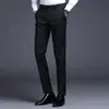 Calça Social Masculina de Verão Fina, Resistente a Amassados, Slim, Preta, para Trabalho e Deslocamento