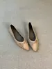 Sapatos rasos retro de bico fino com laço, sola macia confortável, sapatos Mary Jane pequenos de couro para o trabalho para mulheres, novos sapatos de vovó