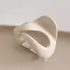 Pinza de garra única de nuevo estilo para mujeres con cabello fino, pasador pequeño versátil y elegante para la parte posterior de la cabeza