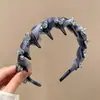 Diadema Energética Estilo Coreano de Malla con Pedrería, Trenzada y Entrelazada, con un Diseño Dulce de Punta Alta y Dientes para un Ajuste Seguro
