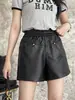 Nueva colección otoño/invierno 2026 de Haining: Shorts casuales para mujer, de corte holgado, pierna ancha, hechos de piel genuina, con material de piel de oveja, diseño versátil y cintura elástica, perfectos para combinar con botas
