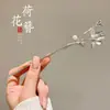Fabricante de Yiwu Venta al por mayor de accesorios para el cabello a precio de costo, Pasadores de estilo antiguo de alta gama para Cheongsam, Pasadores simples y versátiles para uso diario
