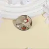 Gato de Sombrero Rojo Estilo Europeo y Americano Broche Divertido Insignia de Metal Accesorios para Ropa Pin de Solapa Patrón Geométrico Redondo Venta al por Mayor de Fábrica