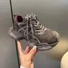 Otoño 2026 Nuevos Zapatos de Padre Retro de Color Bloque Desgastado para Mujer Punta Redonda Suela Gruesa Plataforma Elevadora Suela Zapatos Deportivos Individuales